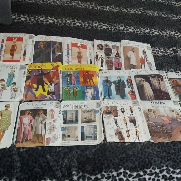 Classic Sewing Patterns by McCall's - Picture 1 of 10